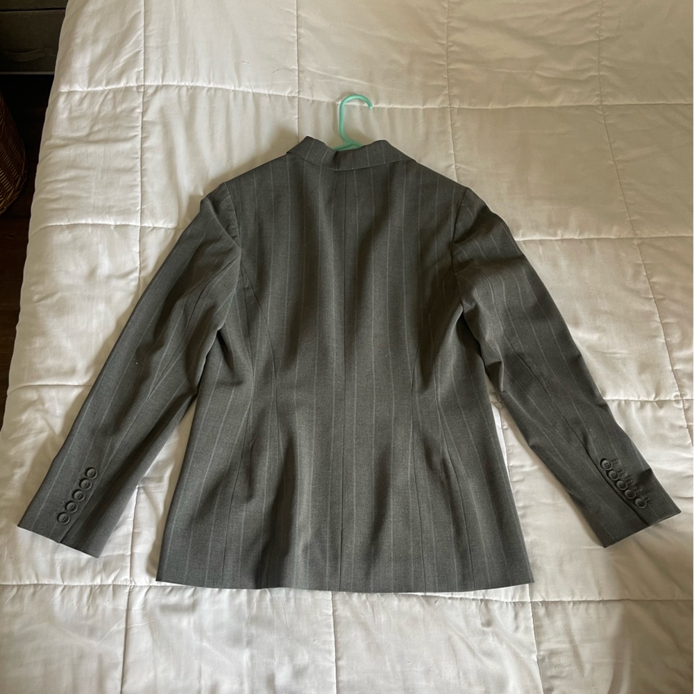 Suit jacket - Picture 3 of 3